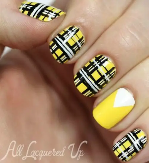 Geometric Nail Designs for Short Nails