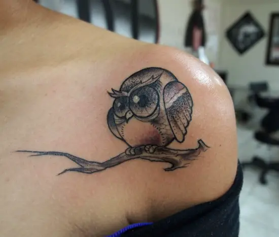 owl tattoo on shoulder