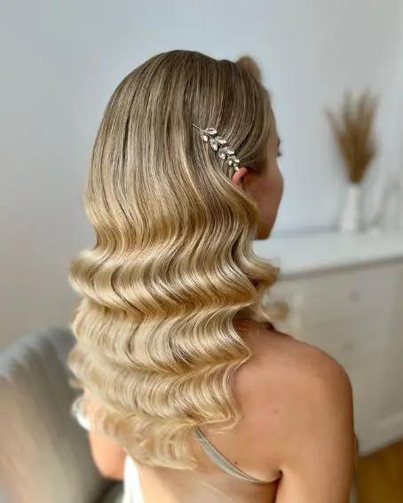Blonde Cascading Simple Wedding Hairstyle