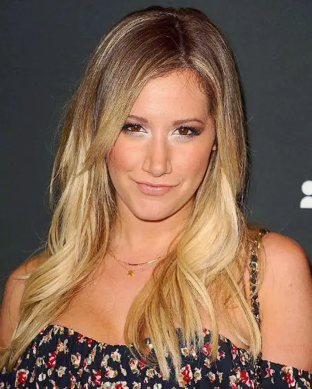 Ashley Tisdale Wavy Hairstyle For Long Fine hair