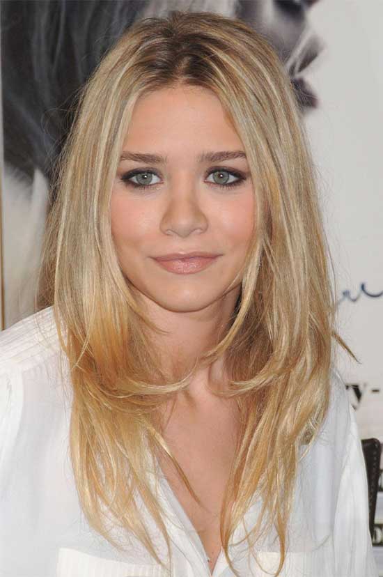 Ashley Olsen Long Blonde Messy Hairstyle