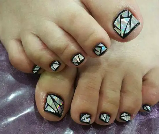 Black Broken Glass Toe Nail Art Design