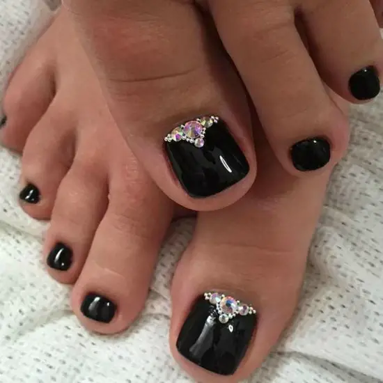 Black Rhinestones Toe Nail Art Design