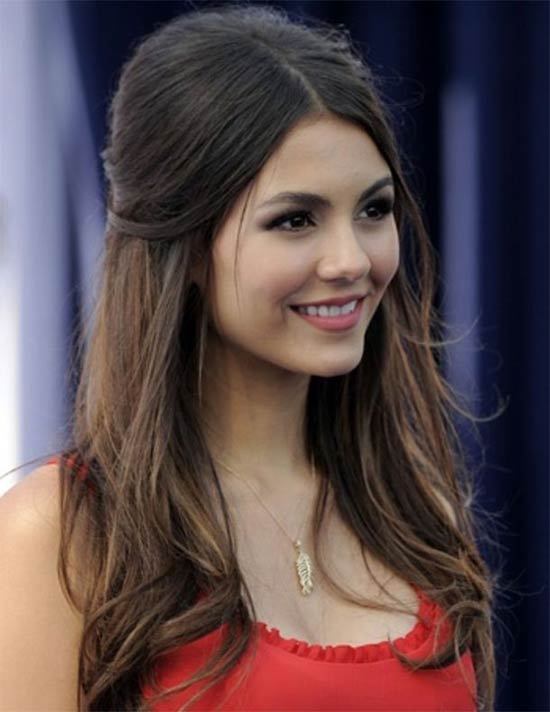 25 Gorgeous Half Updos that You'll Love!