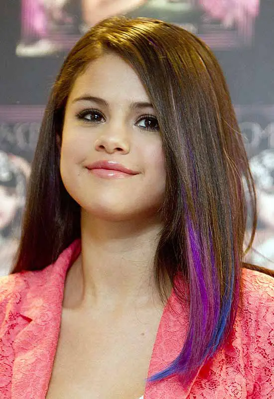 18 Selena Gomez Trendy Hairstyles & Haircuts Try it Today