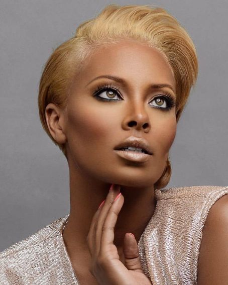 Eva Marcille Short Blonde Shiny Style