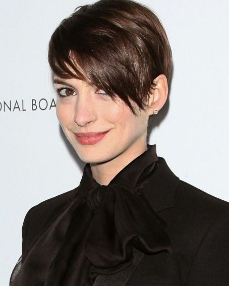 Anne Hathaway In Long Pixie Hairstyle