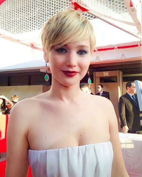 Jennifer Lawrence Pixie Haircut