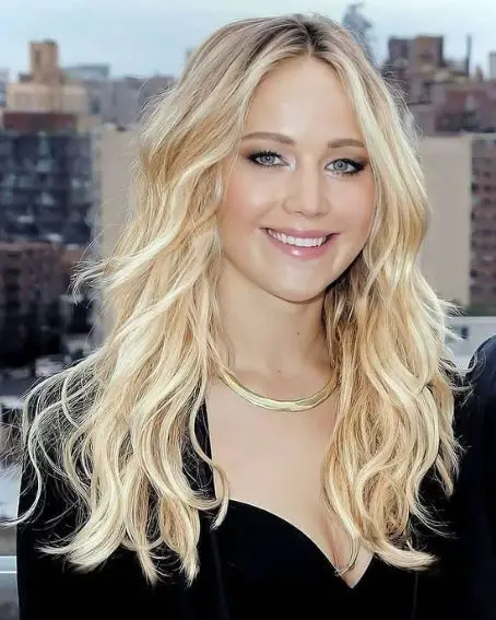 Jennifer Lawrence Long Blonde Hair