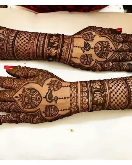 Bell Embellished Mehndi Design