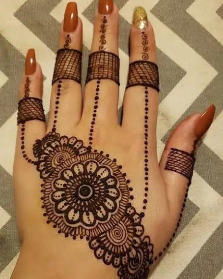 Floral Bracelet Mehndi Design