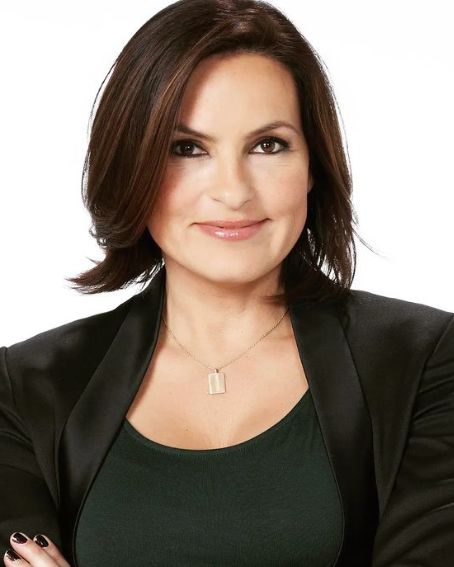 Mariska Hargiaty Short Hairstyle