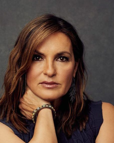 Mariska Hargitay Shaggy Bob Hairstyle