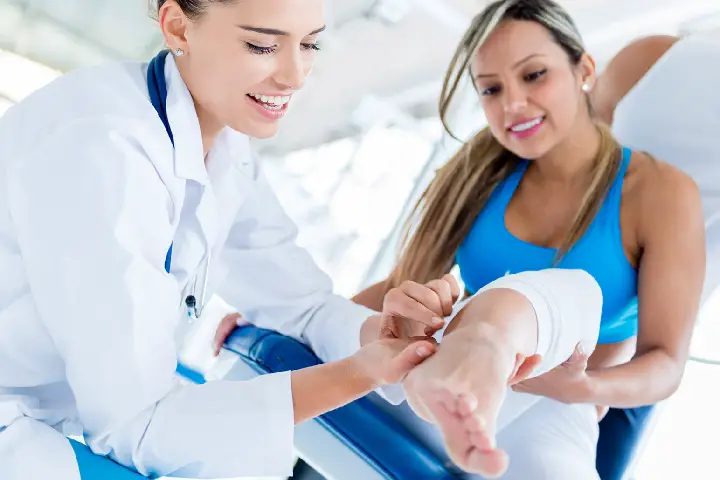 Top 10 Orthopedic Doctors in Mumbai