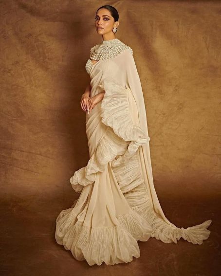 Gorgeous Deepika Padukone White Ruffle Saree