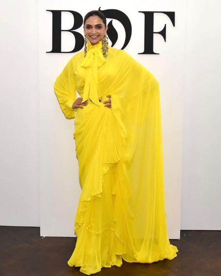 Gorgeous Deepika Padukone In Yellow Western Ruffled Saree