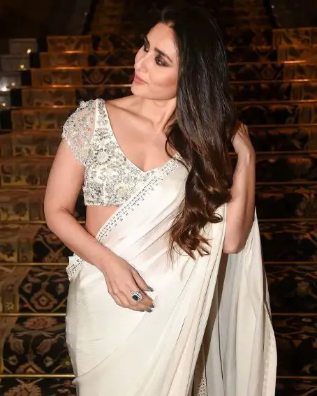 Kareena Kapoor Slaying In White Ivory Saree