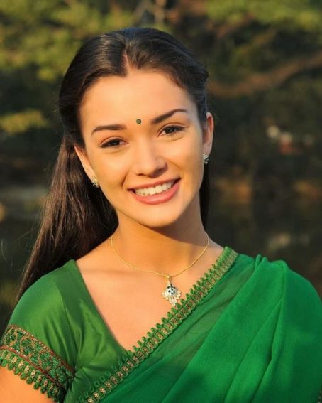 Green Saree Of Amy Jackson 