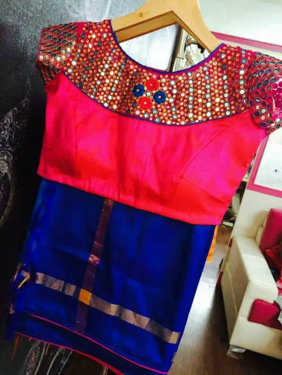 24 Pics of simple mirror work blouse & saree designs