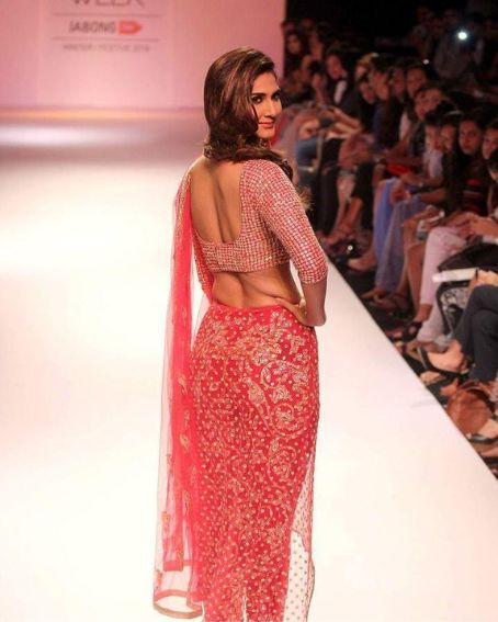 Peach Netted Saree Of Vaani Kapoor