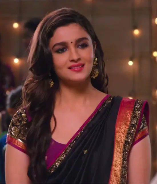 https://celebrityinfo11.blogspot.in/2018/04/alia-bhatt-wiki-age-height-biography.html