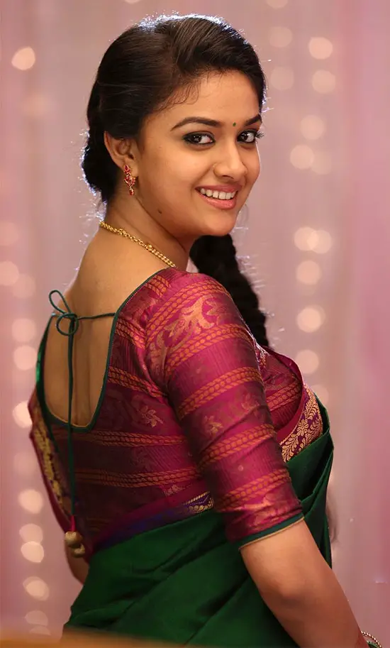 12 Beautiful Pics of Keerthi Suresh in Saree