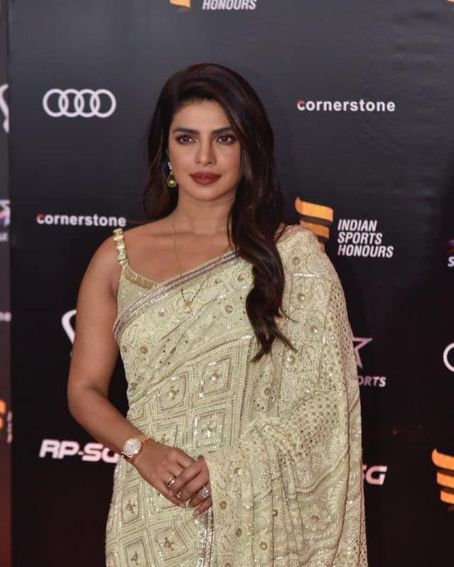 Priyanka Chopra In Creamy Saree With Silver Embroidery Work