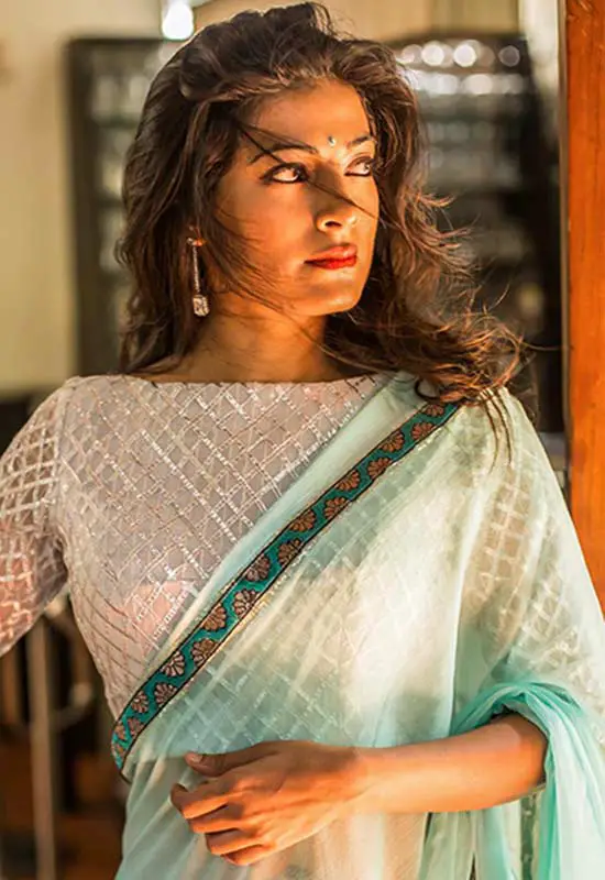 20 Latest Boat Neck Blouse Designs