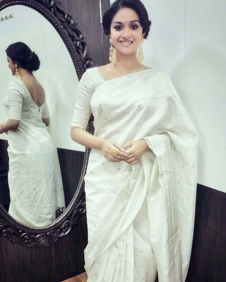 Simple And Sleek White Saree