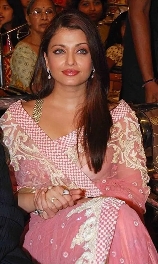 Aishwarya rai party wear saree Clearance