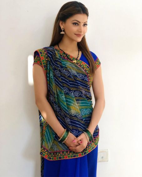 Urvashi Rautela In Simple Blue Paisley Designed Saree