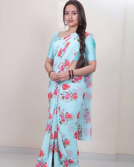 Sonakshi Sinha In Blue Floral Pattern Slim Saree