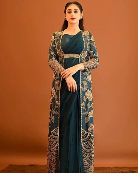 Sea Green Western Saree With Gold Long Shrug