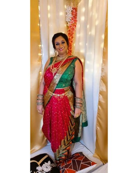 Classy Red And Green Nauvari Saree