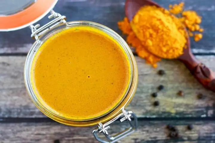 turmeric paste for acne scars