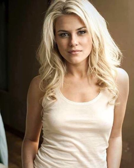 Rachael Taylor Curly Hairstyle With Blonde Hair