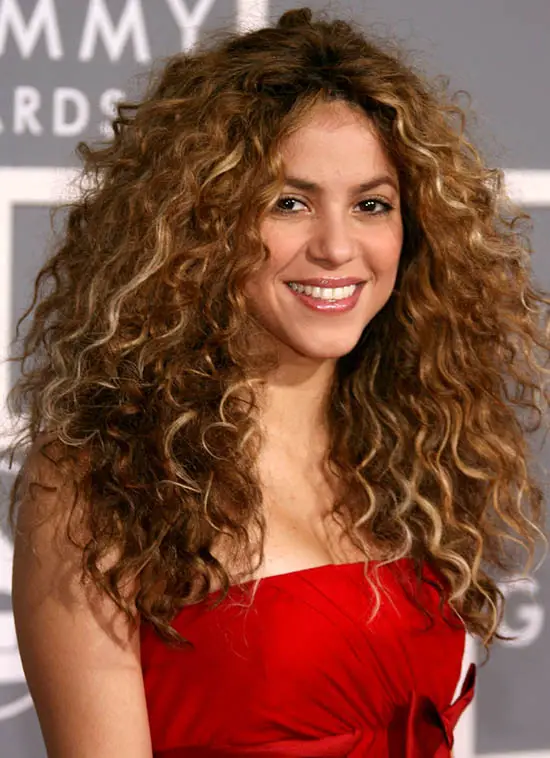 Shakira Curly Hairstyle