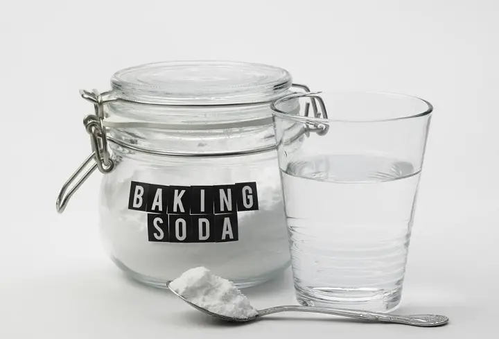 baking soda and water for dark elbows