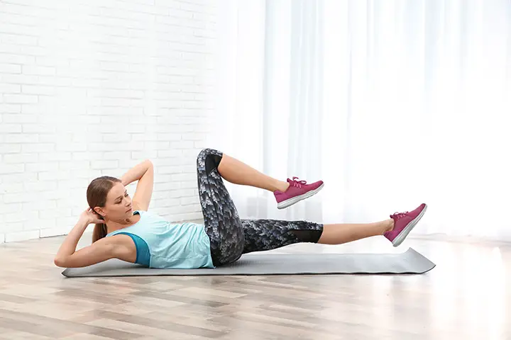 knee to elbow crunche for lower abs