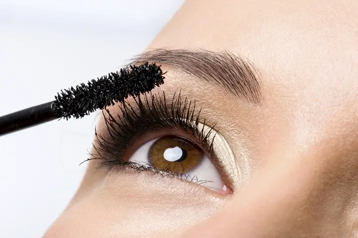 mascara for deep set eyes