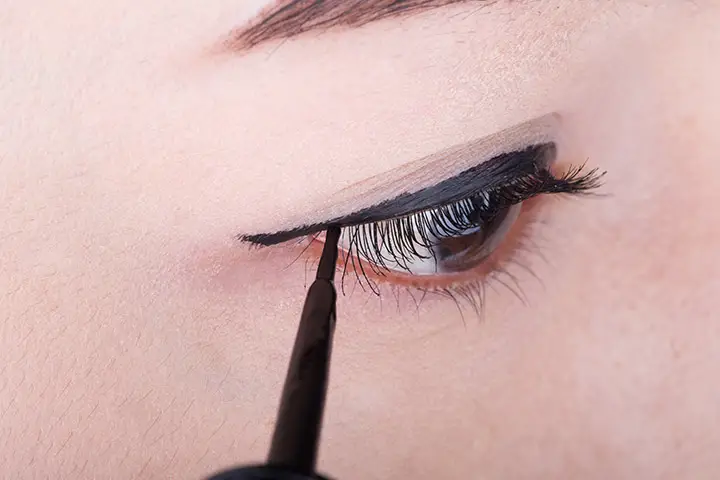 Cat Eyeliner Makeup for the Eyes