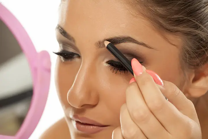 how to use eyebrow pencil