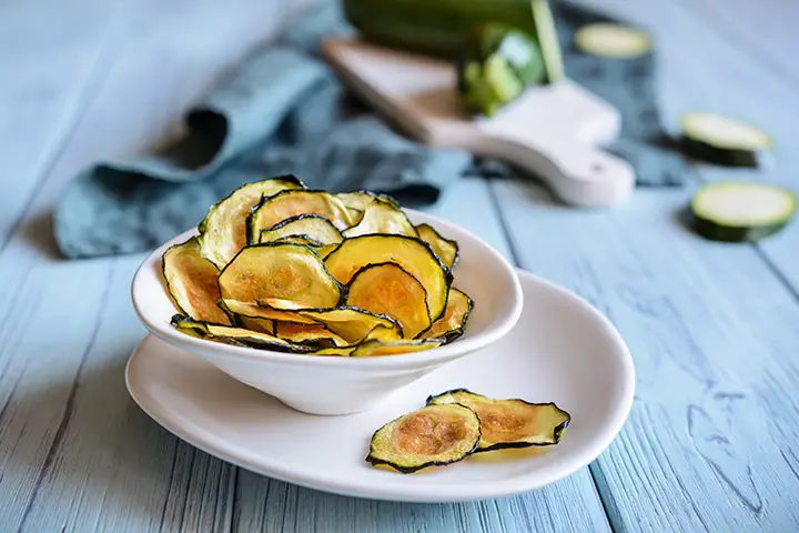weight watchers oven baked zucchini chips