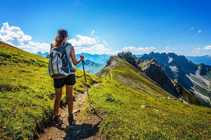 Hiking for burning calories