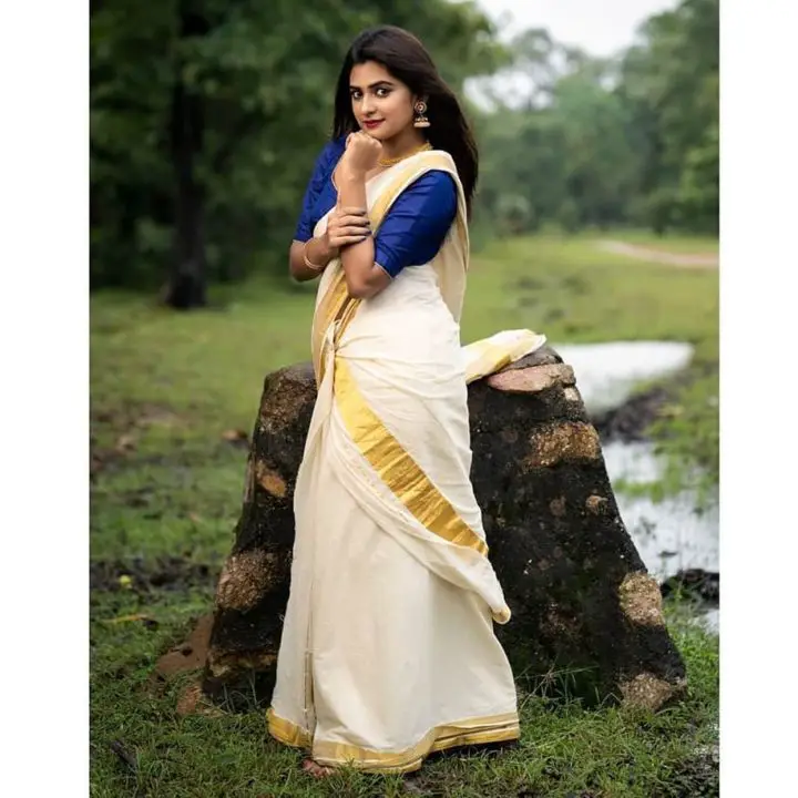 Attractive Kasavu Pure Cotton Saree