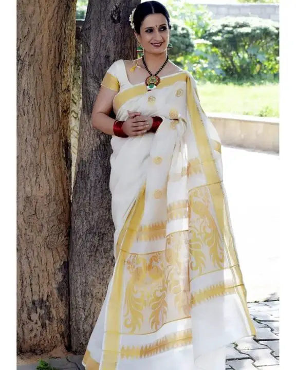 Kasavu Cotton Blend Saree