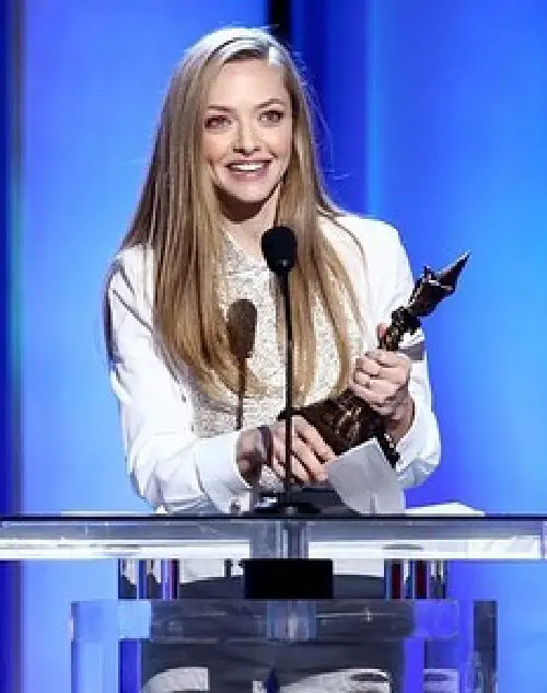 Amanda Seyfried Awards and Achievements