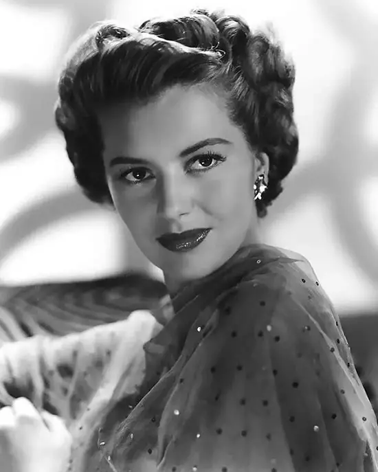 Interesting Facts about Cyd Charisse