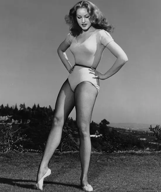 Julie Newmar Body Measurements