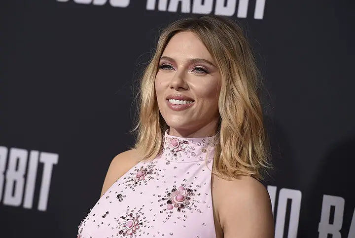 Scarlett Johansson: Movies, Television, Age, Height, Biography